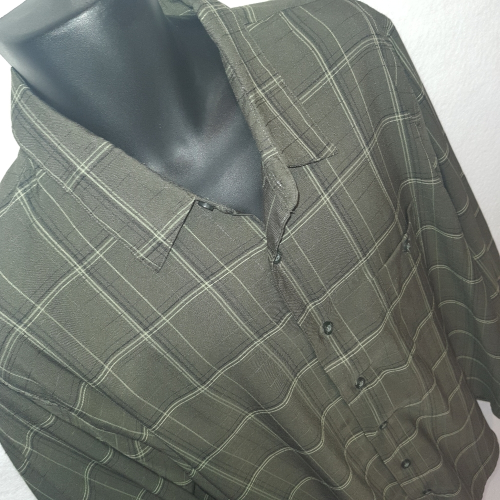 Men's Haggar Premium Luxury Microfiber Long Sleeve Shirt XXL Green Striped - Picture 2 of 9